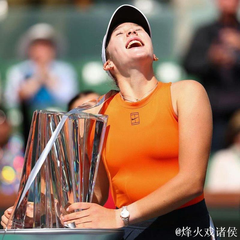 WTA总决赛鲍里妮2-0莱巴金娜 女双头号种子遭逆转